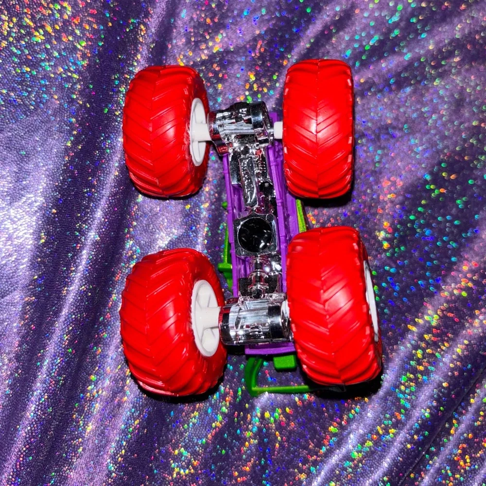 Hot Wheels 1:64 Monster Jam Snack Pack Carbonator XXL